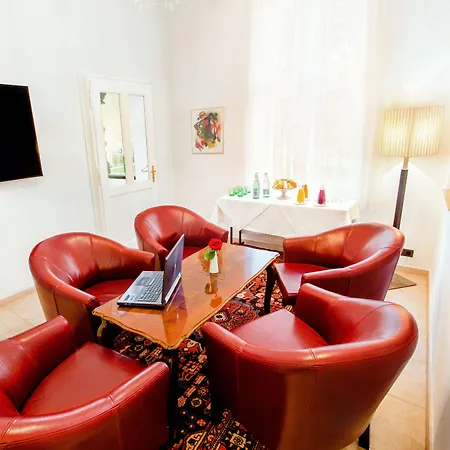 Sacher מלון באדן