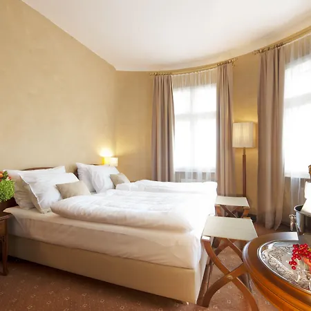 Hotel Sacher 4*