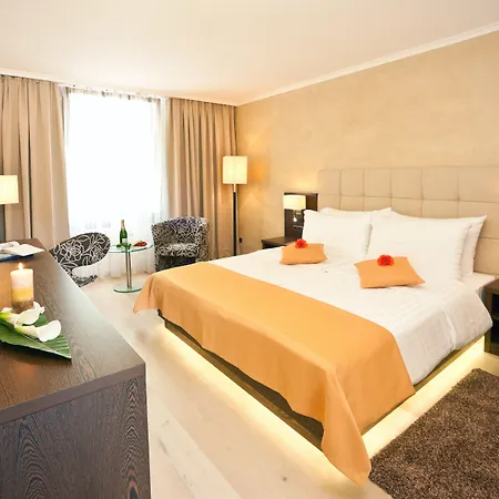 Hotel Sacher 4*