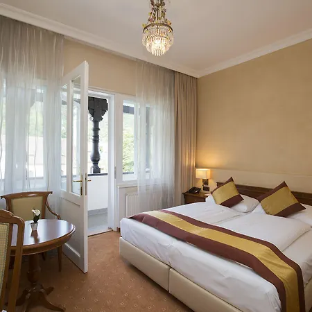 Sacher 4* Baden