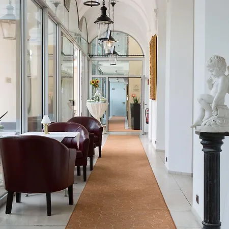 מלון Sacher באדן